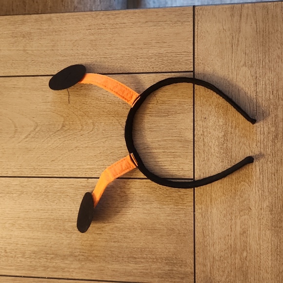 NWT Kids butterfly costume- orange and black, size small - Picture 4 of 6